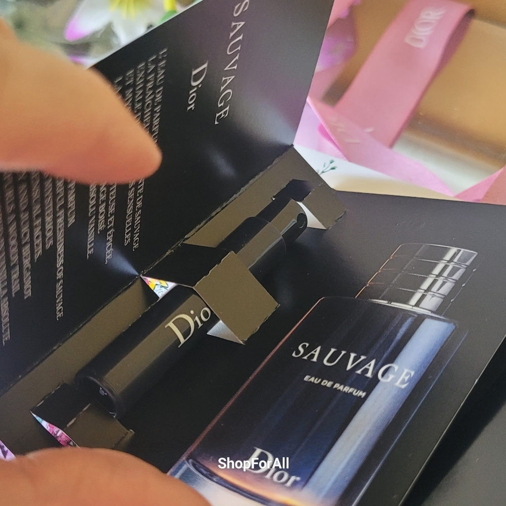 DIOR - Picture 4 of 4